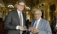 Erich Kästner-Preis an Kabarettisten Dieter Hildebrandt verliehen